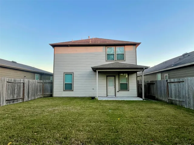$2,000 | 4610 Champions Landing Drive, Houston, TX 77069