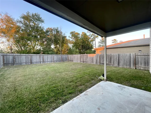 $2,000 | 4610 Champions Landing Drive, Houston, TX 77069