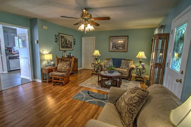 $250,000 | 11080 Highway 11, Trenton, GA 30752