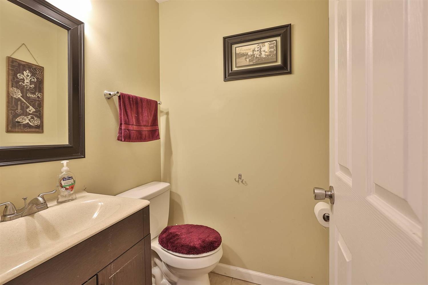 10430 Pottinger Road Cincinnati, OH 45251 - Photo 17 of 21 Gallery Image 17