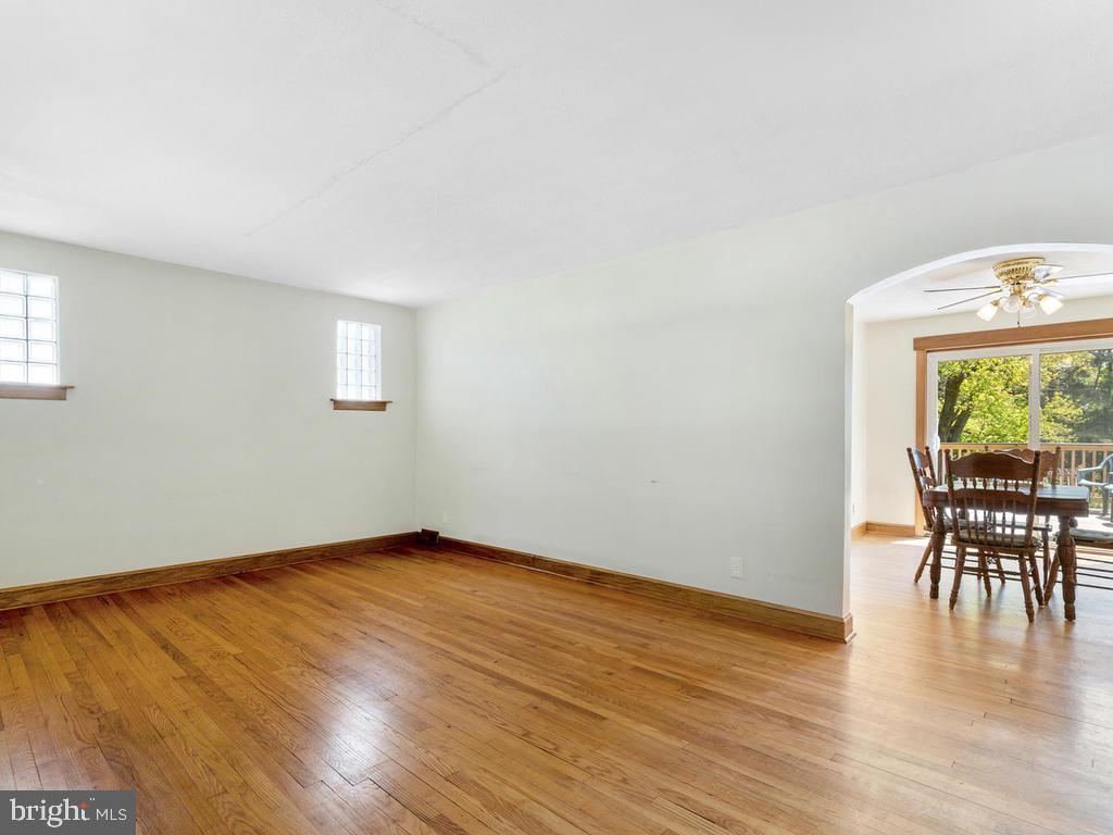 3505 Chapman Road Randallstown, MD 21133 - Photo 11 of 45