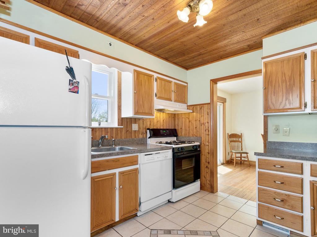 3505 Chapman Road Randallstown, MD 21133 - Photo 17 of 45