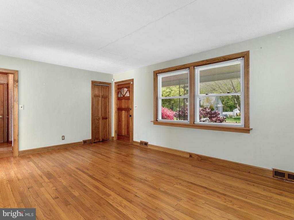 3505 Chapman Road Randallstown, MD 21133 - Photo 6 of 45