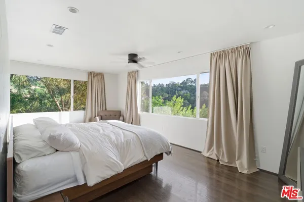 $1,979,000 | 3581 Avenida Del Sol, Studio City, CA 91604