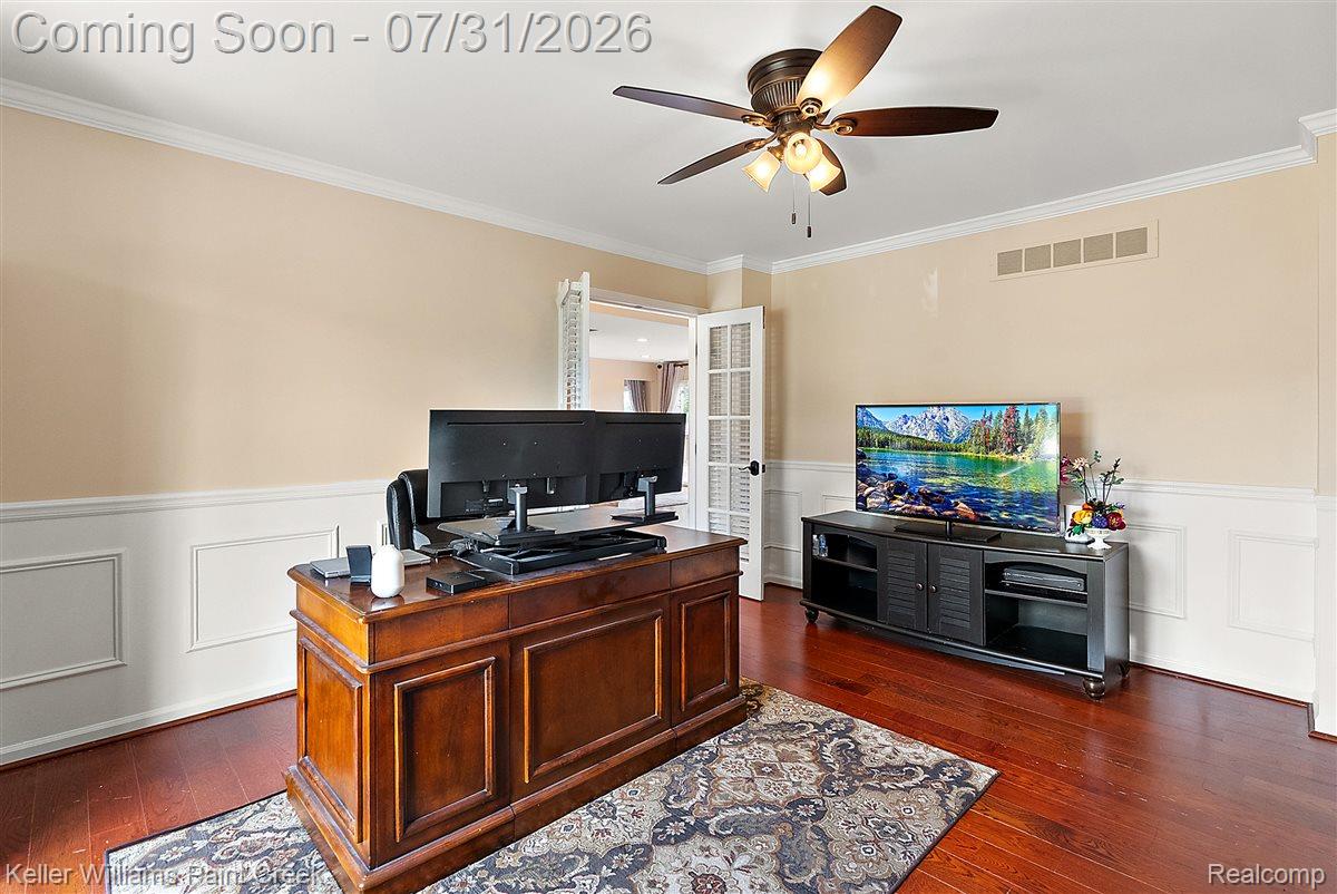 3151 Goldenrod Drive Rochester, MI 48307 - Photo 21 of 55 38-3151 Goldenrod-38.jpg