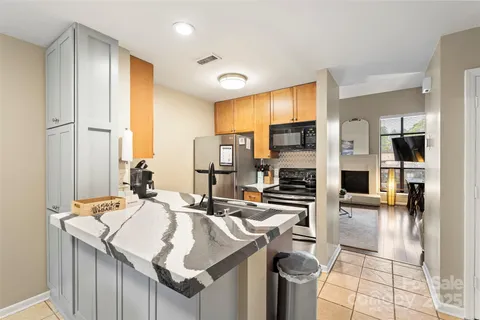 $269,000 | 8039 Charter Oak Lane, Charlotte, NC 28226