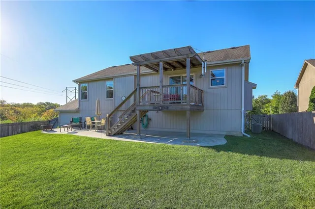 $440,000 | 19586 West 121st Street, Olathe, KS 66061