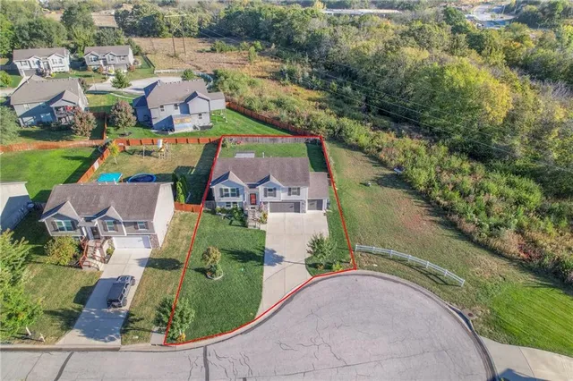 $440,000 | 19586 West 121st Street, Olathe, KS 66061