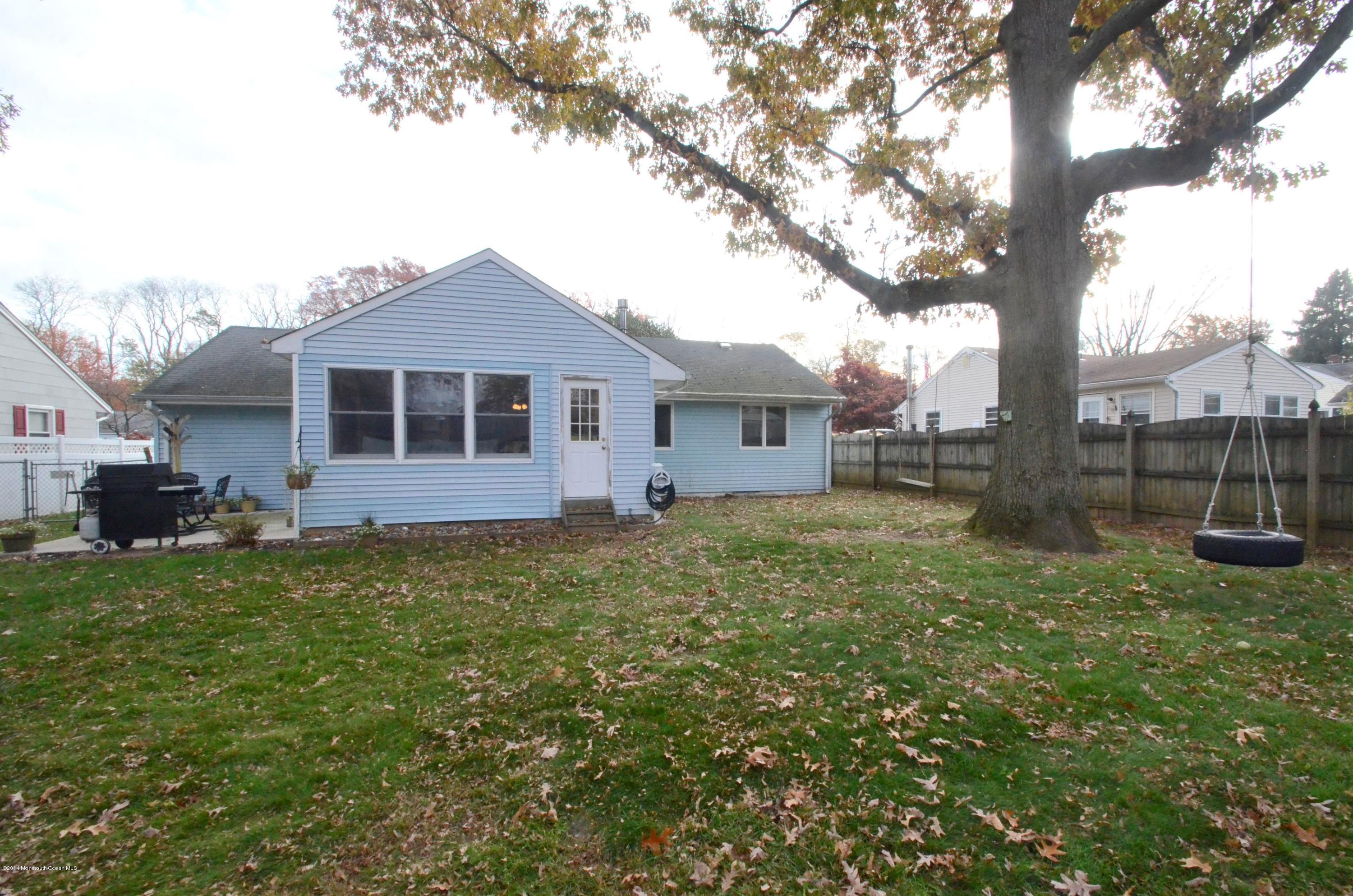 586 Hopping Road Middletown, NJ 07718 - Photo 12 of 20 Backyard