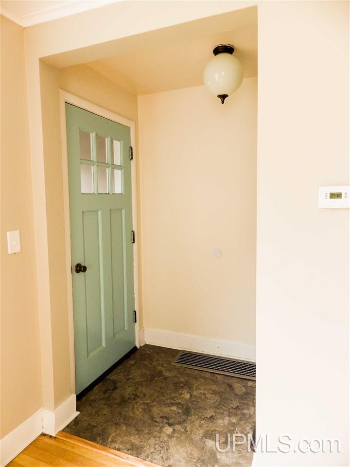 305 West Ridge Street Ishpeming, MI 49849 - Photo 2 of 18 Gallery Image 2