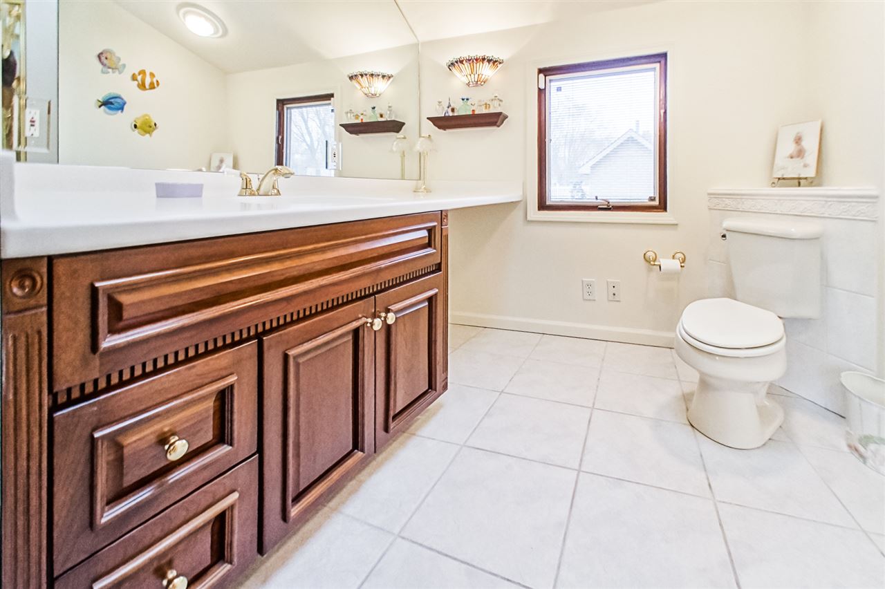 56818 Cedar Road Osceola, IN 46561 - Photo 17 of 26 Gallery Image 17