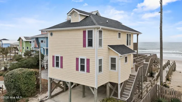 $1,250,000 | 1004 North Shore Drive, Surf City, NC 28445