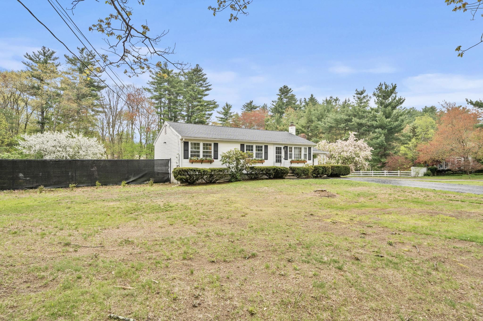 91 Back River Road Merrimack, NH 03054 - Photo 2 of 42