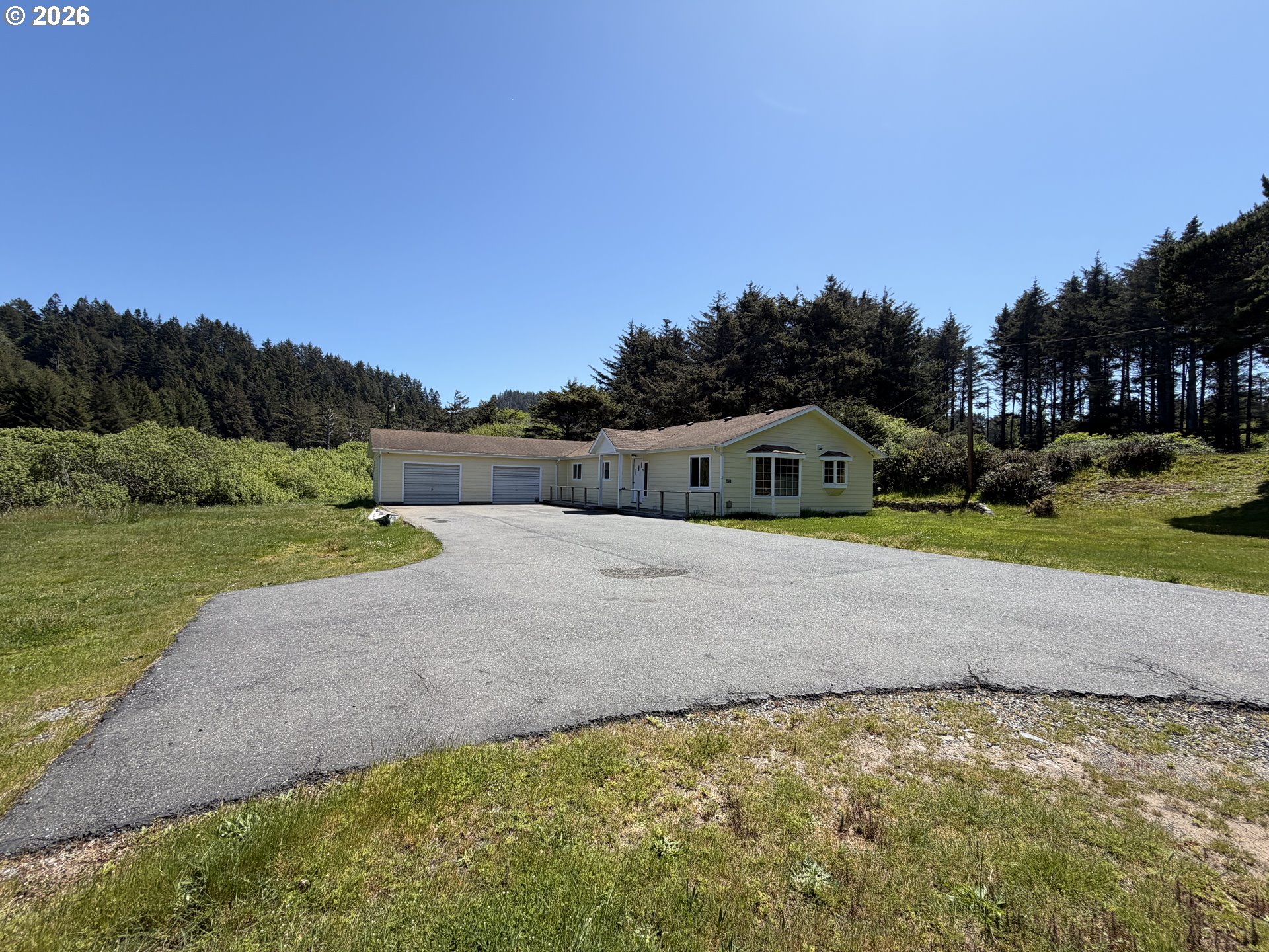 34271 Ophir Road Gold Beach, OR 97444 - Photo 2 of 43