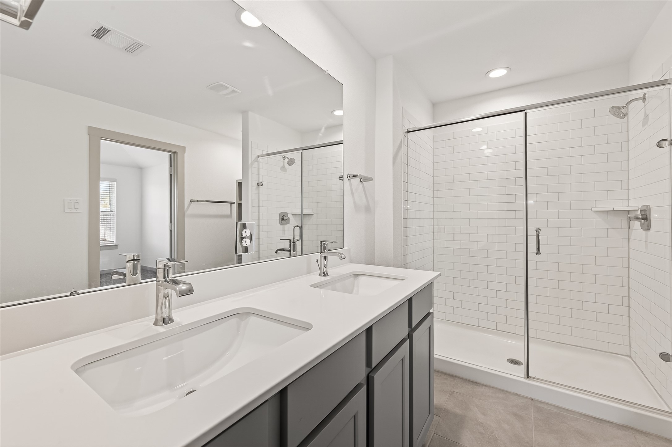 6807 Bradford Terrace Road Richmond, TX 77407 - Photo 29 of 40 Double sink vanity & large shower in the Primary Bathroom