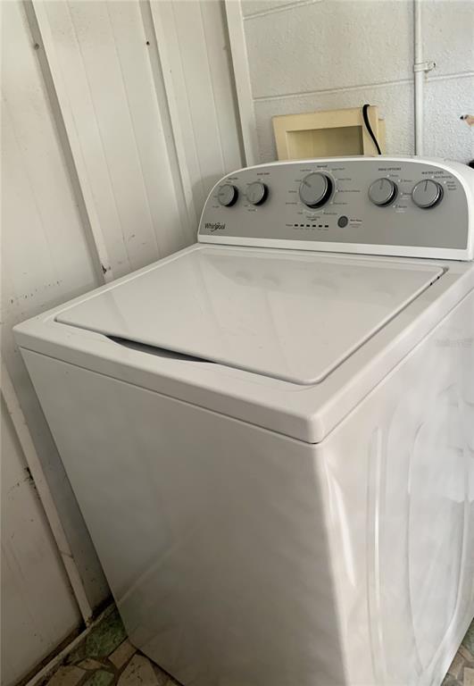 12629 1st Isle Hudson, FL 34667 - Photo 17 of 29 a close view of washer and dryer