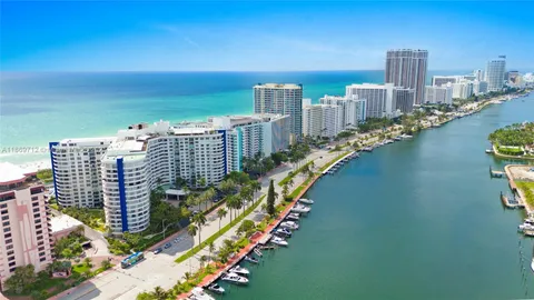 $514,000 | 5161 Collins Avenue, Unit 701, Miami Beach, FL 33140