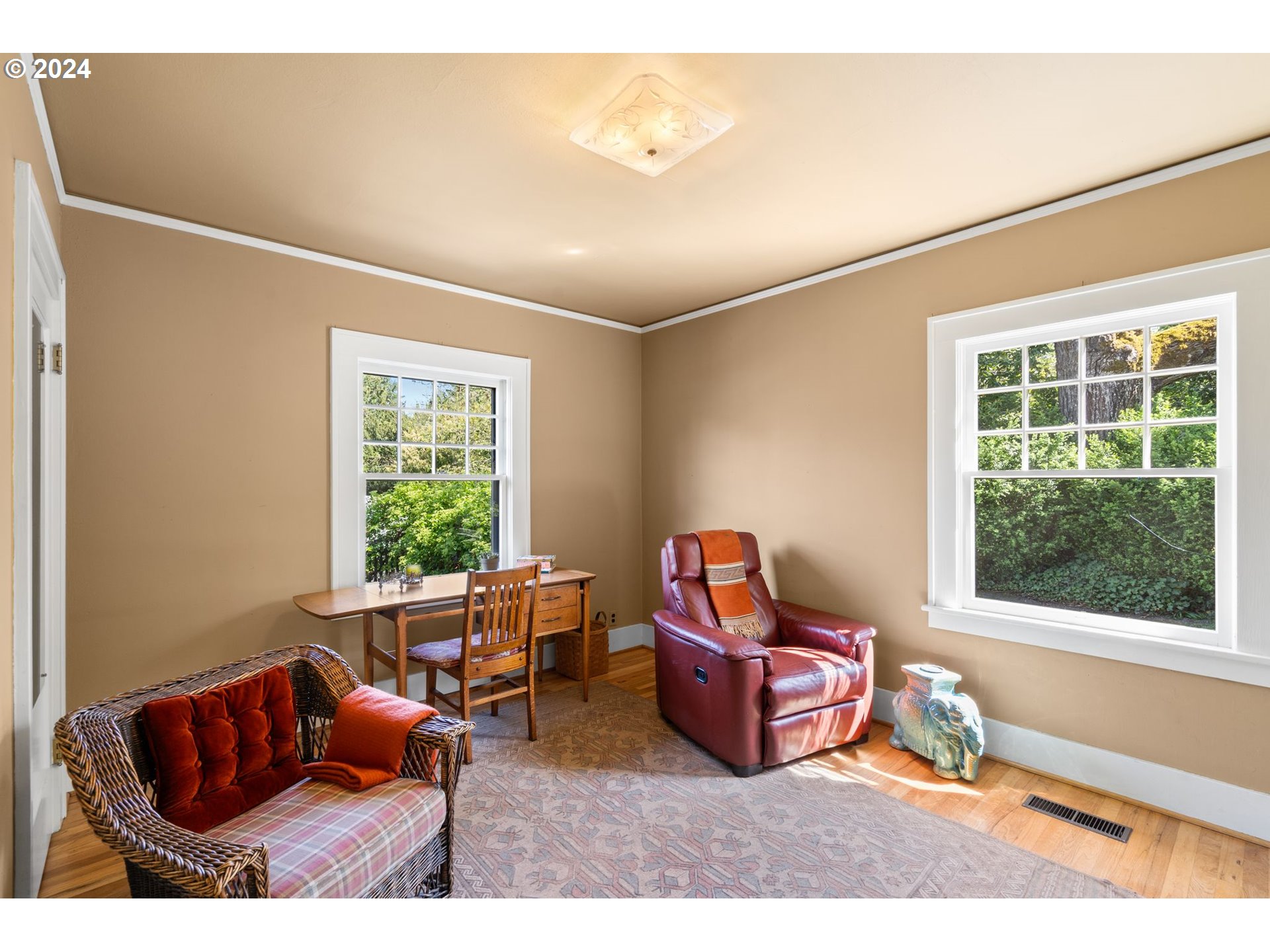 5803 Southwest Garden Home Road Portland, OR 97219 - Photo 17 of 40 Gallery Image 17