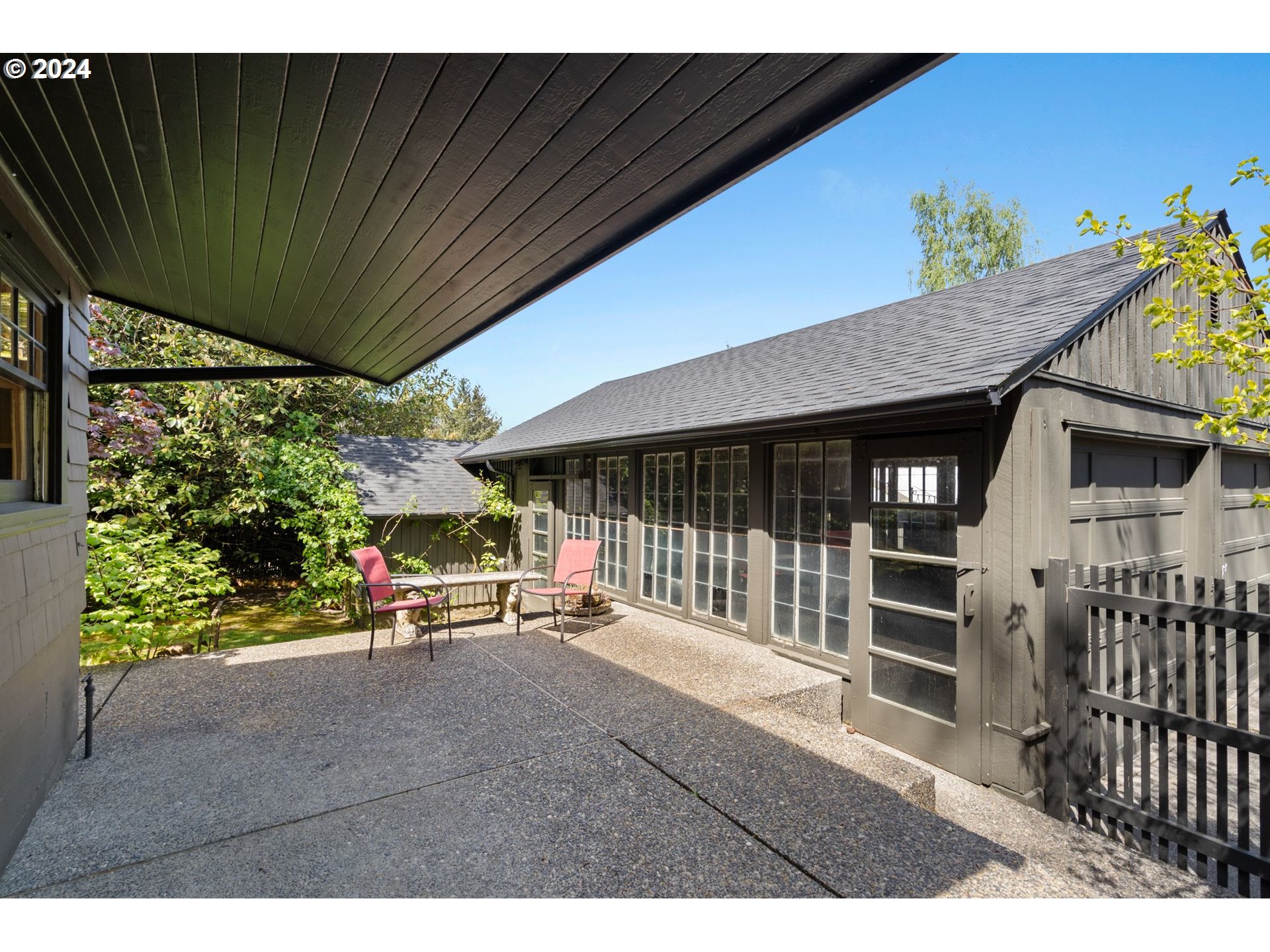 5803 Southwest Garden Home Road Portland, OR 97219 - Photo 28 of 40 Gallery Image 28