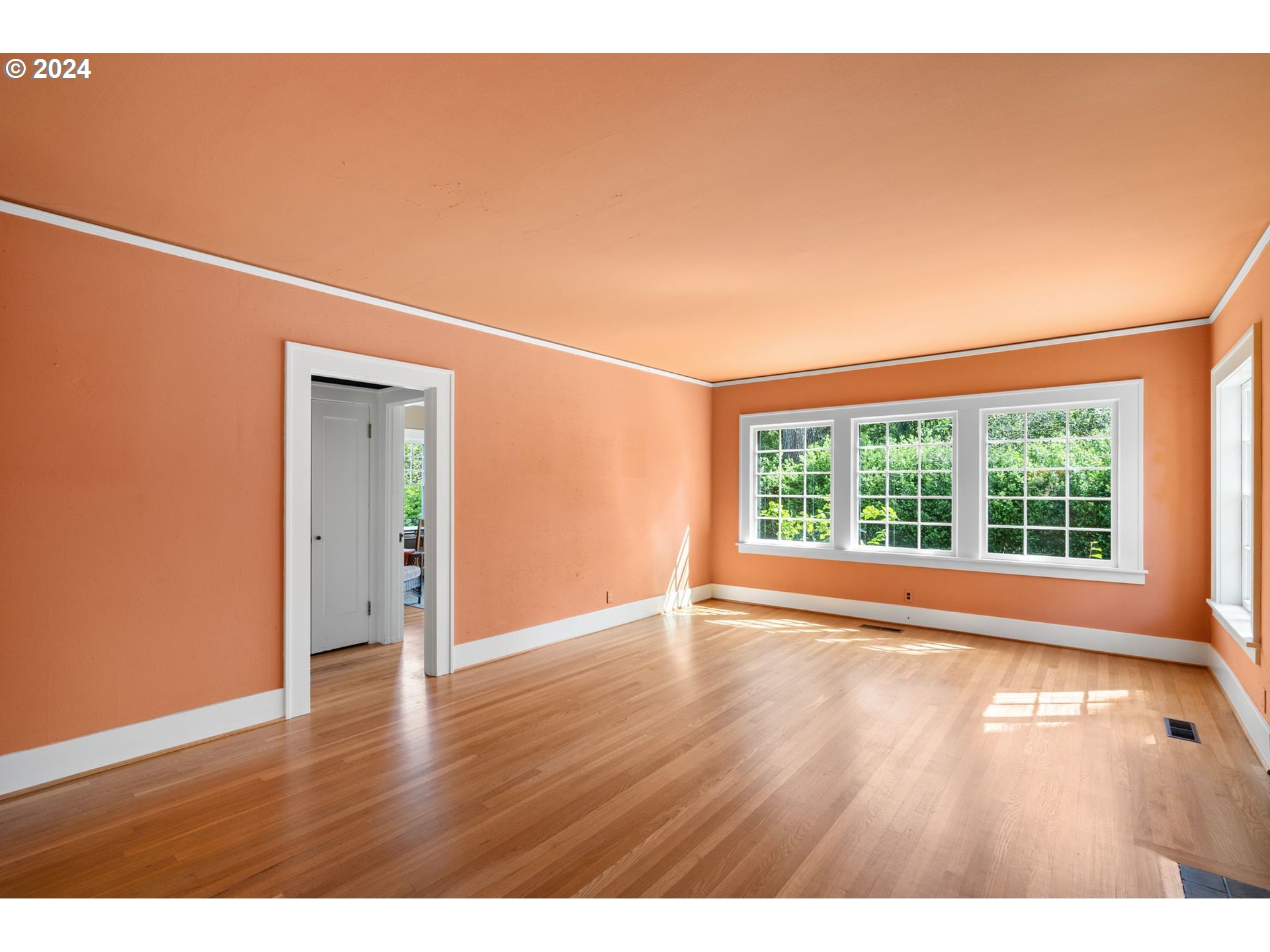 5803 Southwest Garden Home Road Portland, OR 97219 - Photo 4 of 40 Gallery Image 4