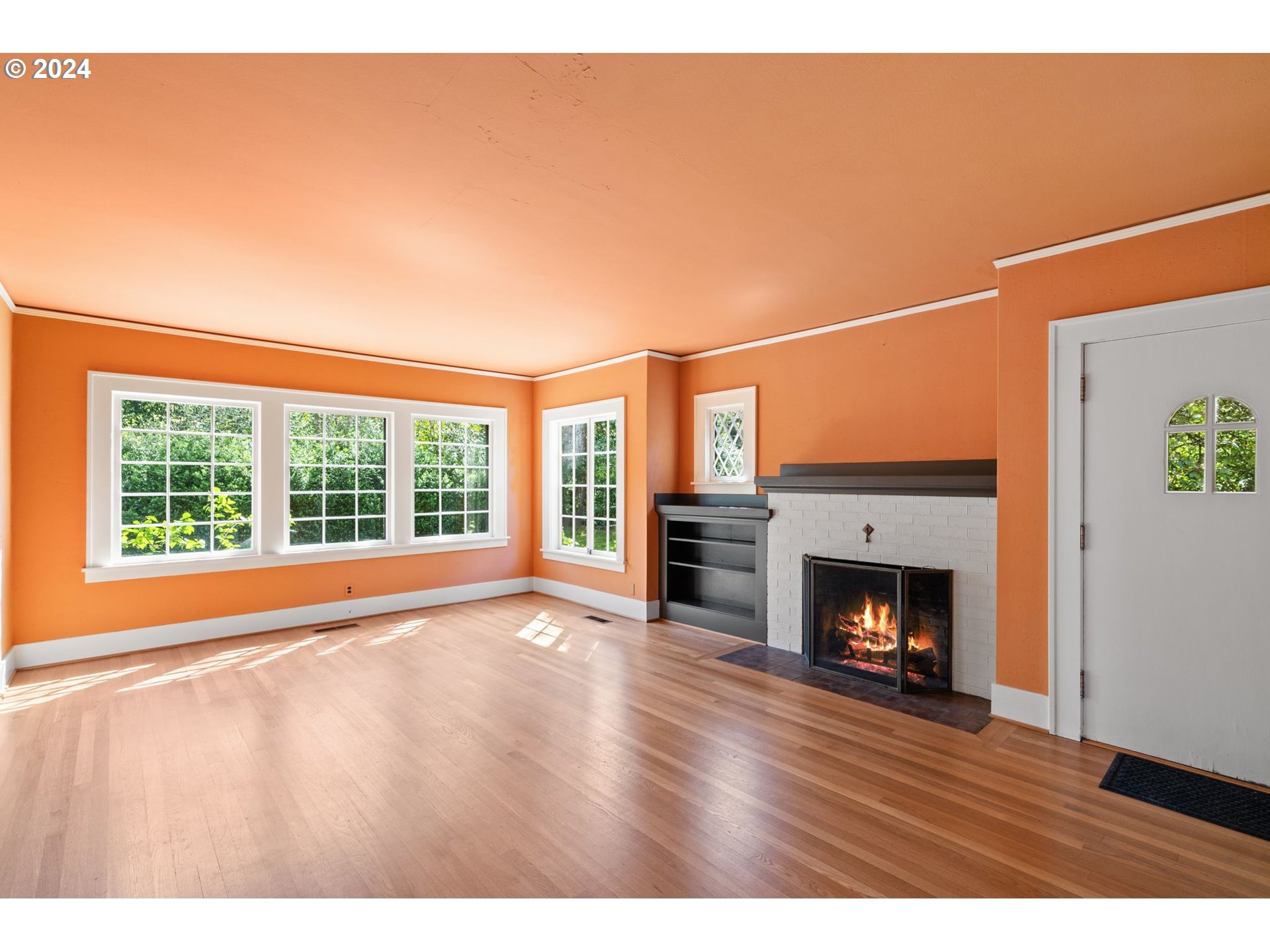 5803 Southwest Garden Home Road Portland, OR 97219 - Photo 5 of 40 Gallery Image 5