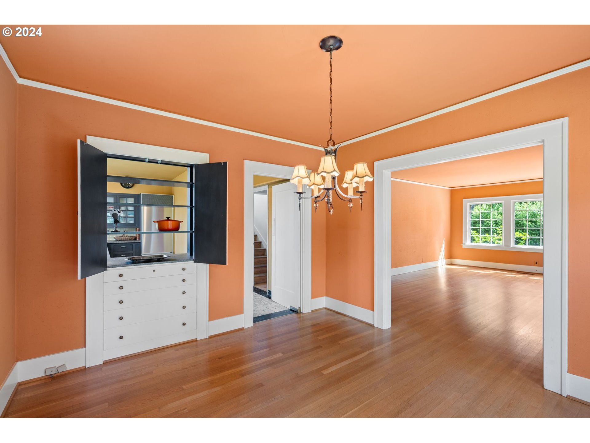 5803 Southwest Garden Home Road Portland, OR 97219 - Photo 8 of 40 Gallery Image 8