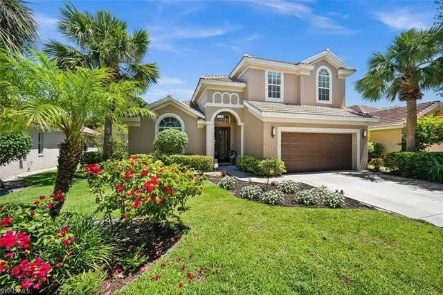 $999,500 | 6996 Burnt Sienna Circle, Naples, FL 34109
