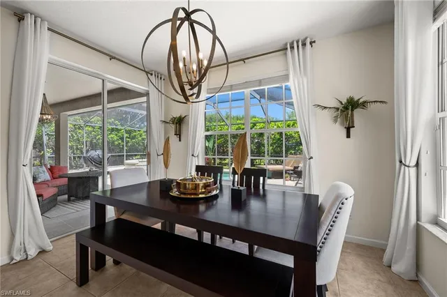 $999,500 | 6996 Burnt Sienna Circle, Naples, FL 34109