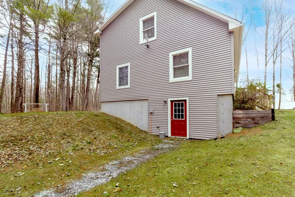 $399,000 | 46 Wood Street, Fairfield, ME 04937
