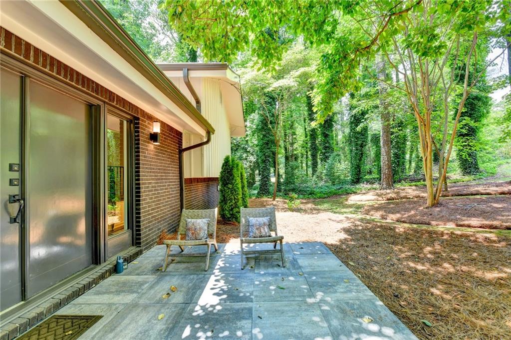 5363 Rosser Road Stone Mountain, GA 30087 - Photo 5 of 88
