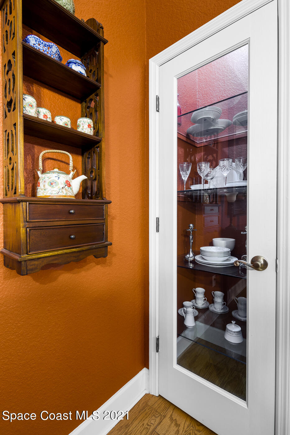 185 City Point Road Cocoa, FL 32926 - Photo 10 of 72 Built-In China Cabinet