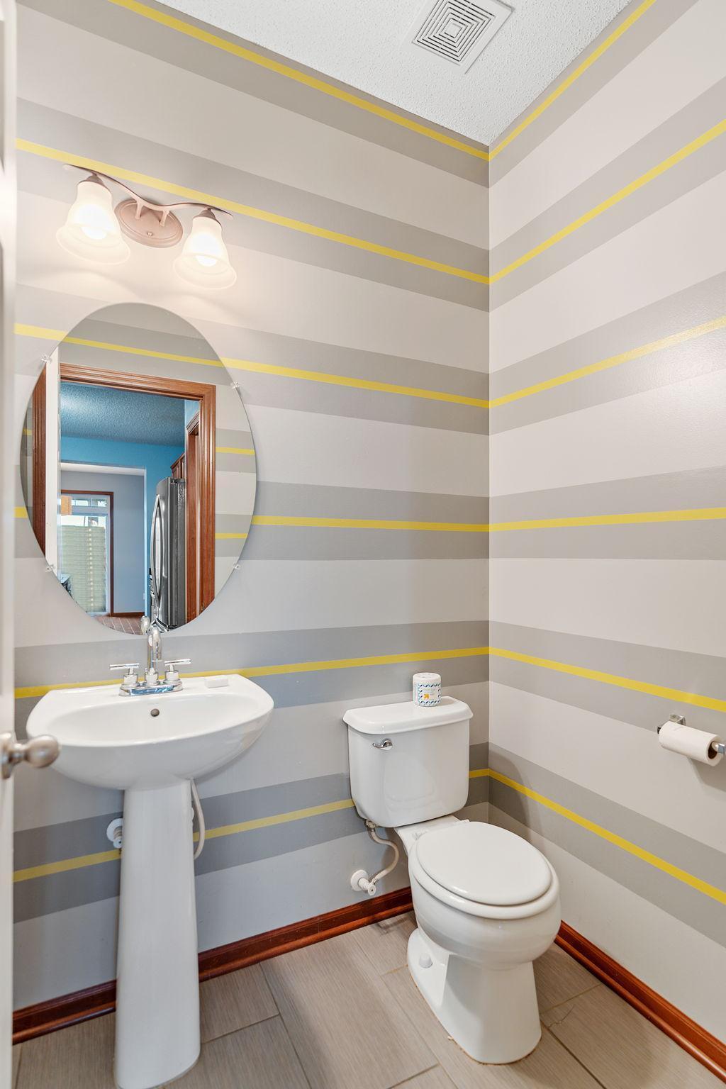 1952 Commonwealth Boulevard, Unit 4 Chanhassen, MN 55317 - Photo 17 of 34