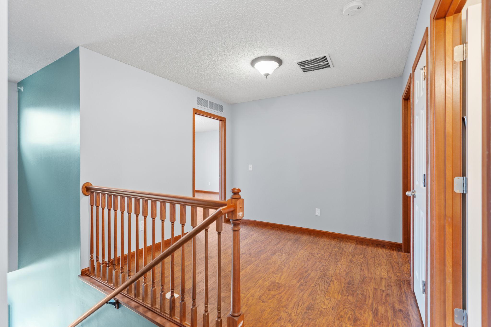 1952 Commonwealth Boulevard, Unit 4 Chanhassen, MN 55317 - Photo 19 of 34