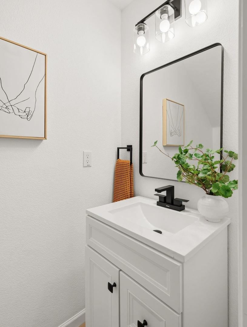 710 Ashwick Loop Sacramento, CA 95823 - Photo 17 of 22