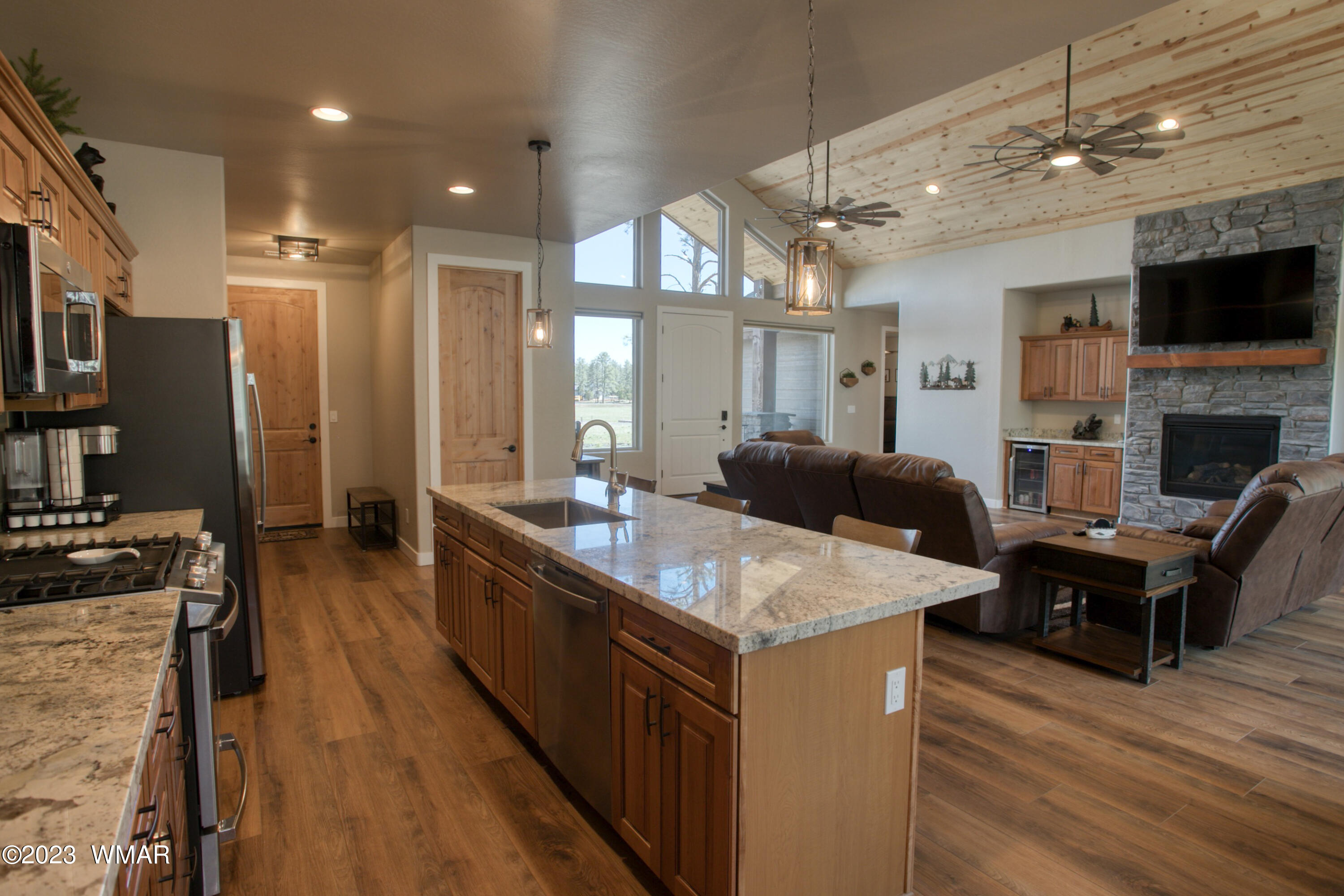 2441 West Edgewater Show Low, AZ 85901 - Photo 11 of 34