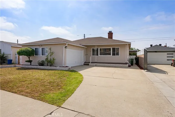 $724,900 | 716 West 158th Street, Gardena, CA 90247