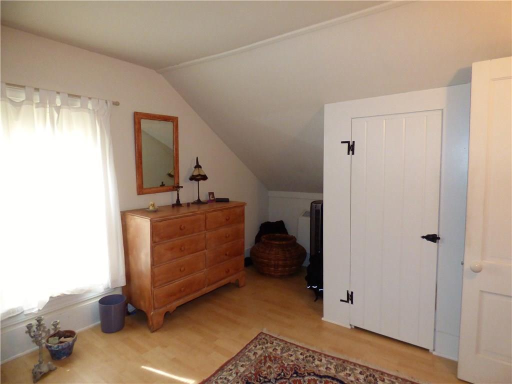 4 Old Arrowsic Road Woolwich, ME 04579 - Photo 14 of 26 Bedroom