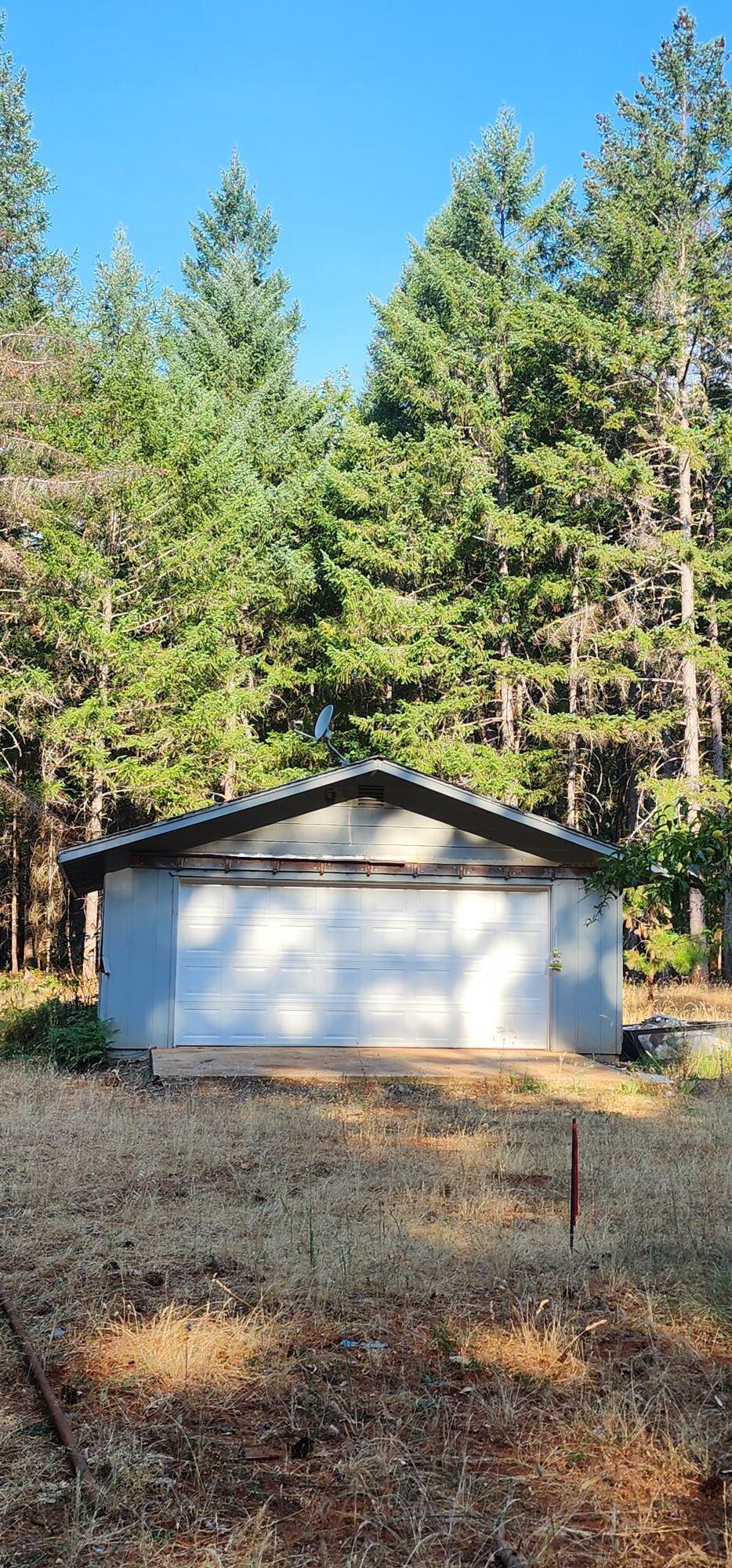 1082 Marcy Loop Road Grants Pass, OR 97527 - Photo 33 of 34 1082 MC new pic 19
