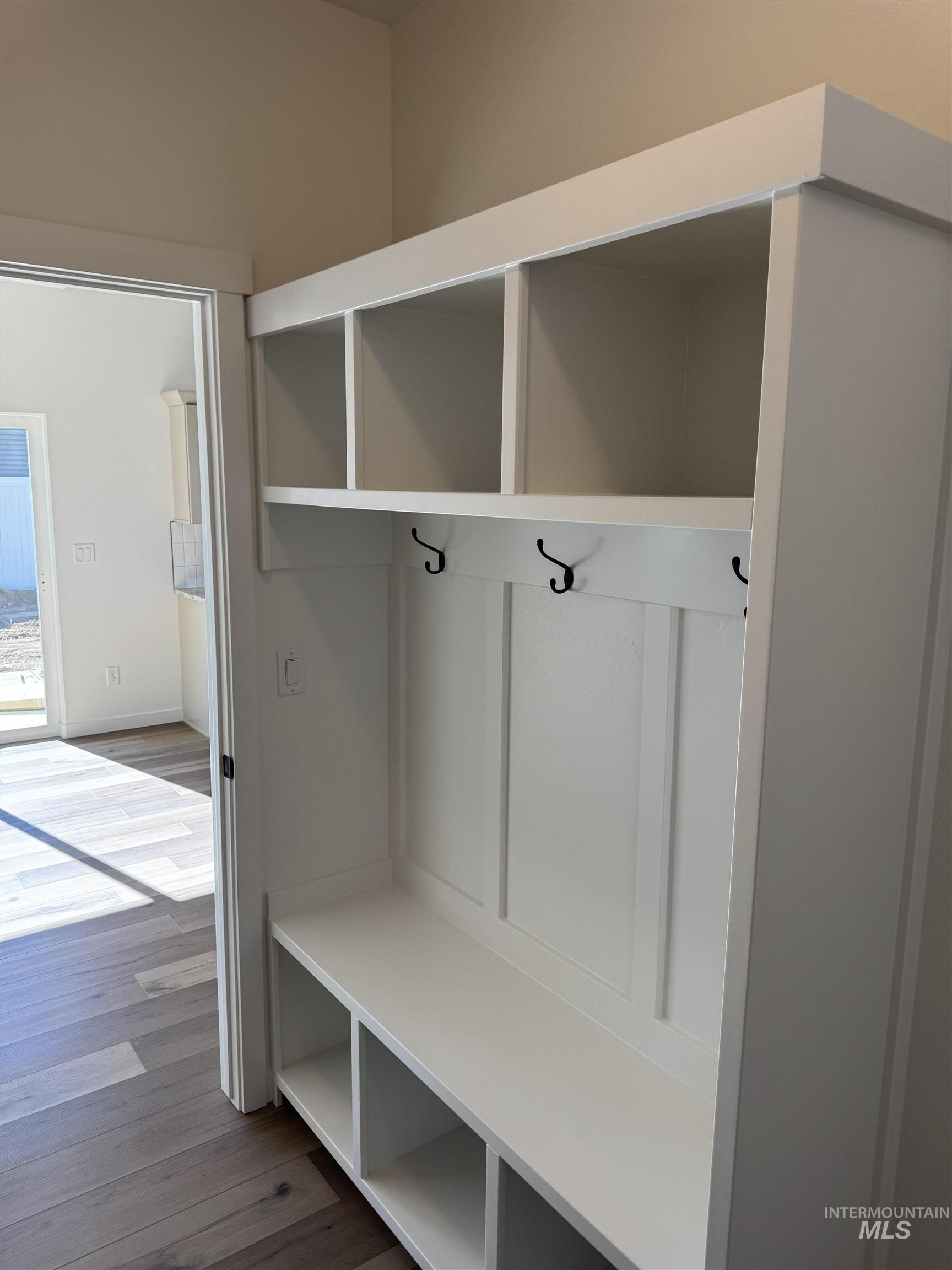 1295 Starlight Loop Twin Falls, ID 83301 - Photo 5 of 11 Mudroom with dark wood finished floors