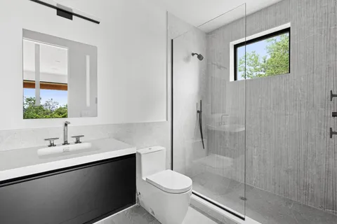 $14,495,000 | 15 North North Neck Lane, Montauk, NY 11954