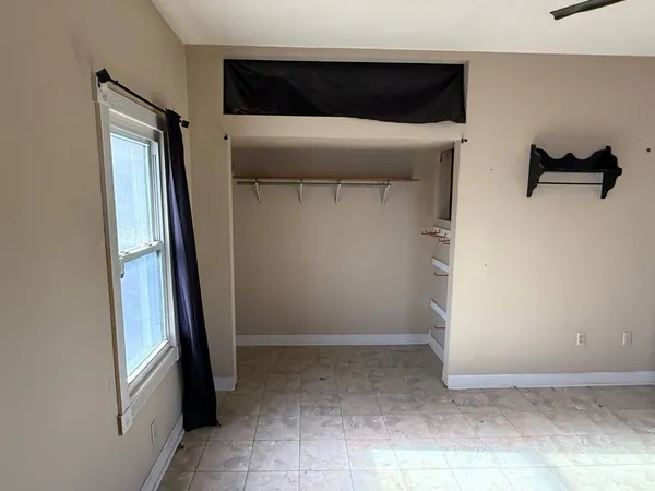 a view of walk in closet