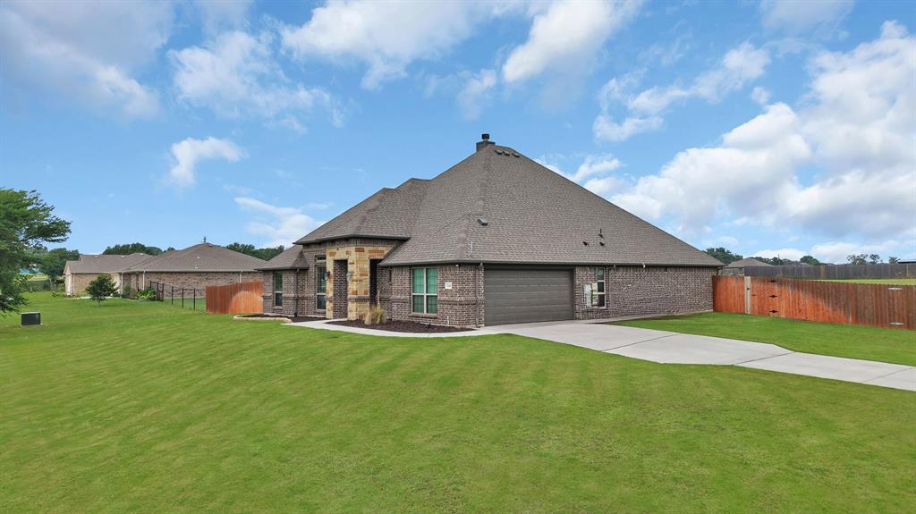 7440 Briar Road Azle, TX 76020 - Photo 4 of 39