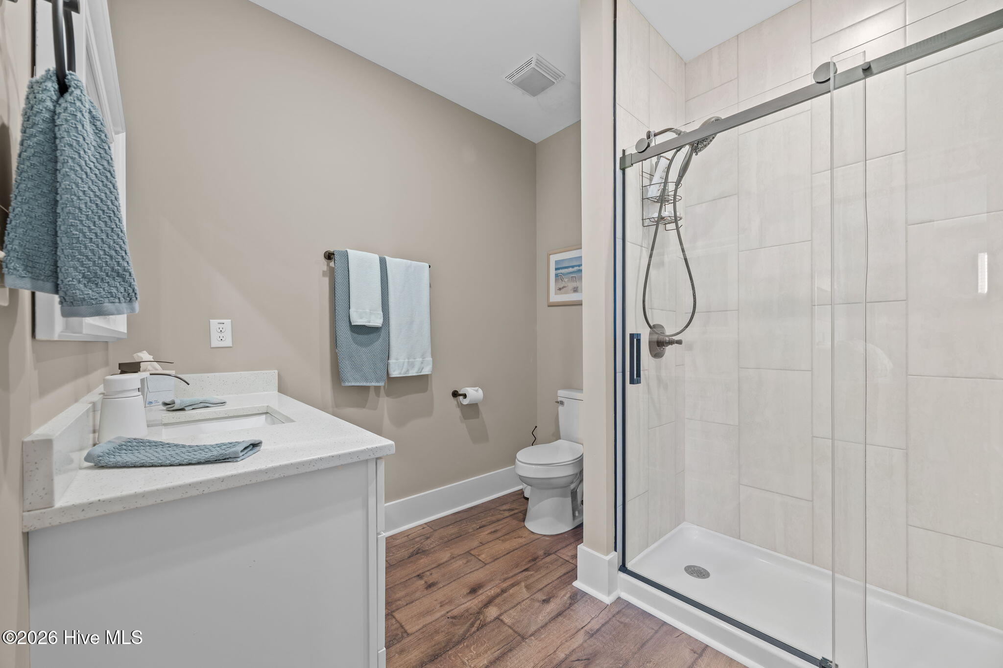 3093 Whichards Beach Road Chocowinity, NC 27817 - Photo 20 of 53 En Suite Bath 1