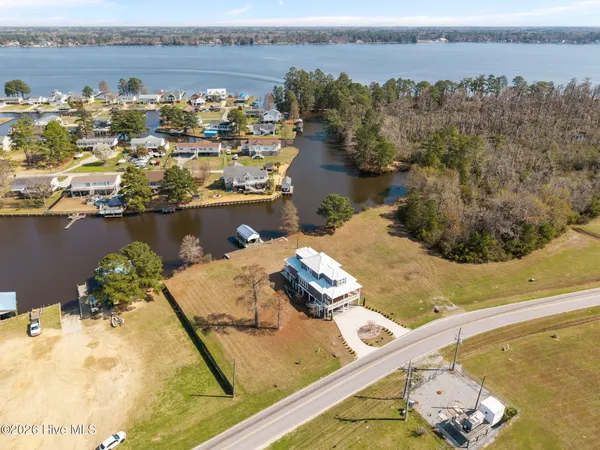 $1,200,000 | 3093 Whichards Beach Road, Chocowinity, NC 27817