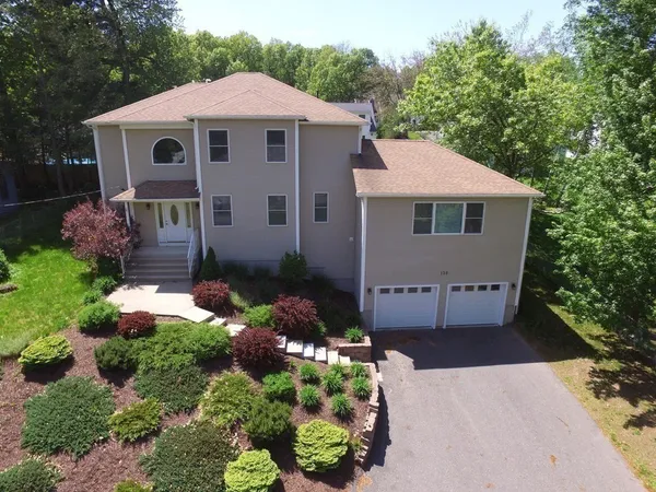 $599,900 | 136 Thompkins Avenue, East Longmeadow, MA 01028