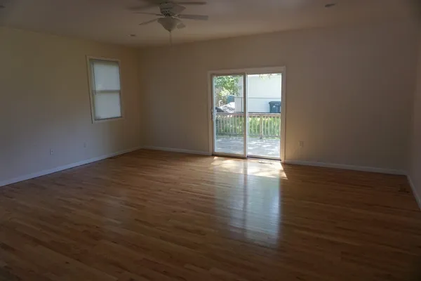 $599,900 | 136 Thompkins Avenue, East Longmeadow, MA 01028