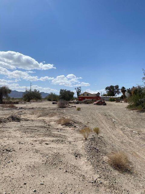 25650 Kaiser Road Desert Center, CA 92239 - Photo 44 of 44 a view of a dry yard