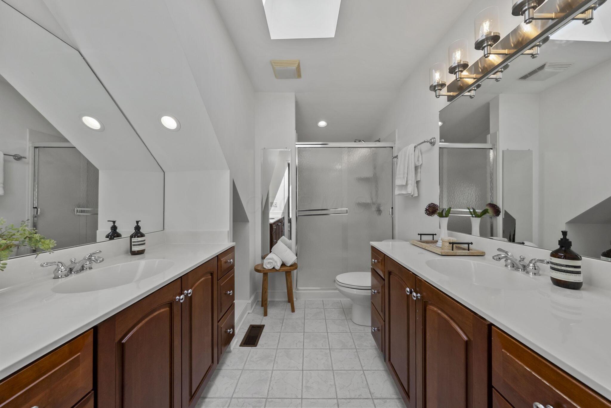 2636 Welsford Road Upper Arlington, OH 43221 - Photo 27 of 49 Two vanities + shower