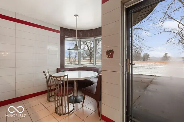 $845,000 | 4844 North U Highway South, Seymour, IN 47274