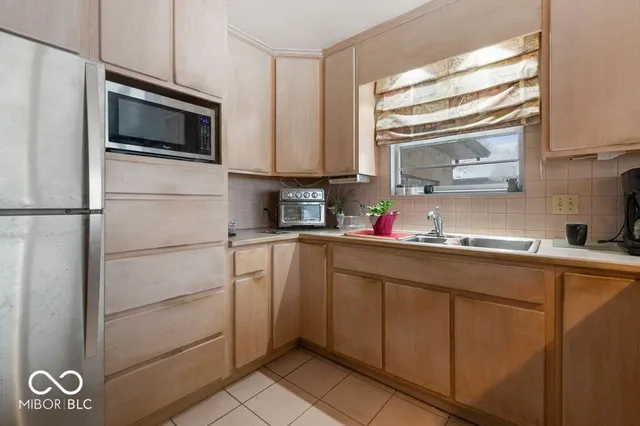 $845,000 | 4844 North U Highway South, Seymour, IN 47274